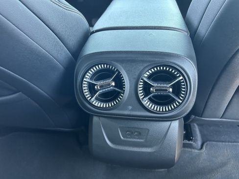 Used 2024 Chevrolet Blazer EV LT AWD/4WD image 15