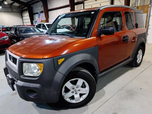 Used 2005 Honda Element EX image 1