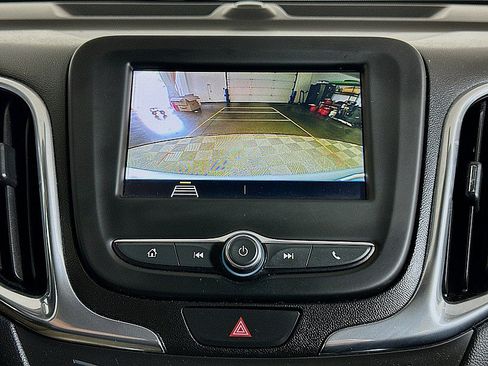 Used 2019 Chevrolet Equinox LT AWD/4WD image 15
