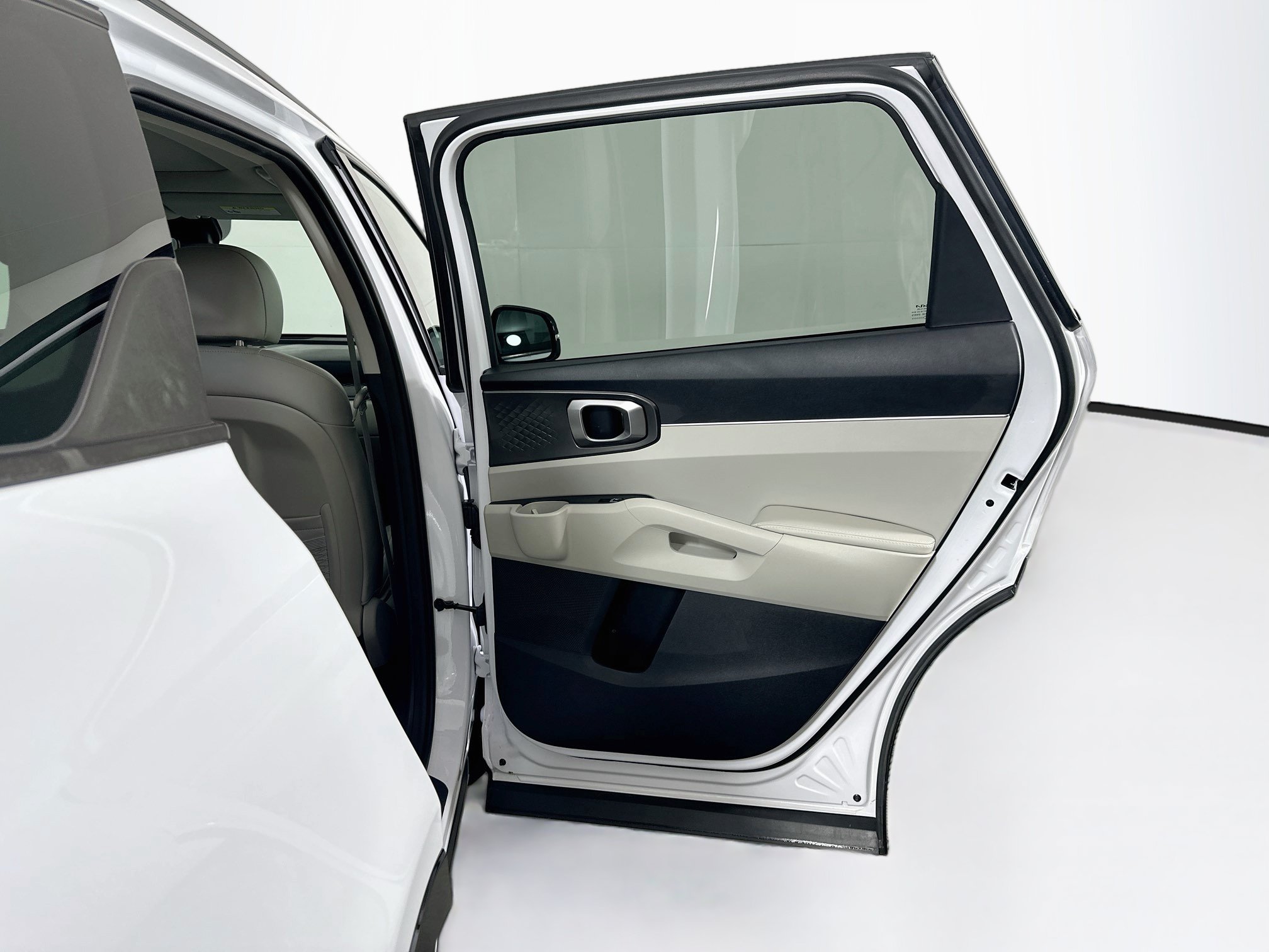 Used 2023 Kia Sorento S w/ Panoramic Sunroof Package FWD image 31