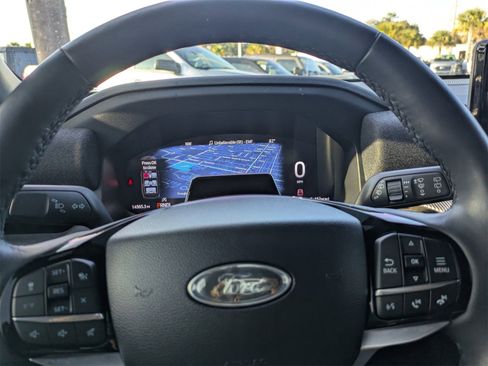 Used 2025 Ford Explorer Platinum w/ Ultimate Package image 36