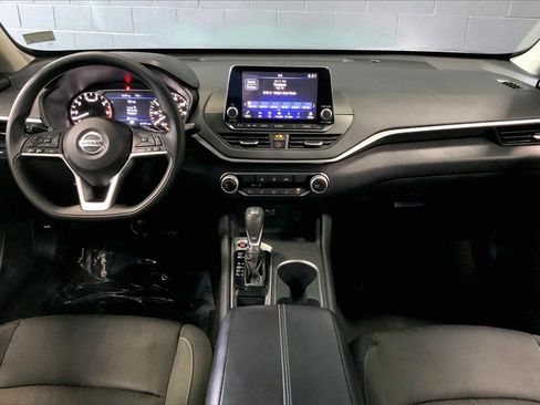 Certified 2022 Nissan Altima 2.5 SV image 15