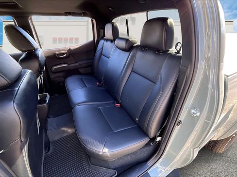 Used 2023 Toyota Tacoma TRD Sport w/ TRD Premium Sport Package image 23