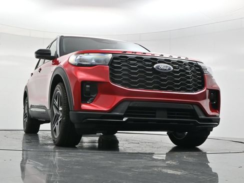 New 2026 Ford Explorer ST-Line w/ ST-Line Street Pack AWD/4WD image 42