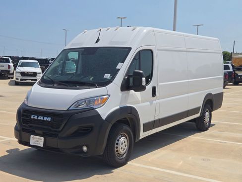 Used 2025 RAM ProMaster 3500 w/ Convenience Group FWD image 7