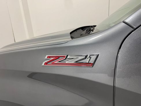Used 2019 Chevrolet Silverado 1500 LT Trail Boss w/ Convenience Package AWD/4WD image 32