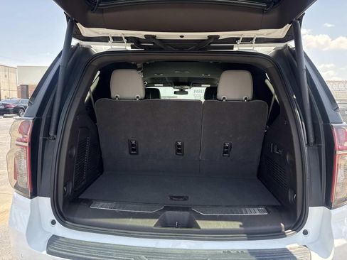 Used 2022 Chevrolet Tahoe Z71 w/ Luxury Package AWD/4WD image 34