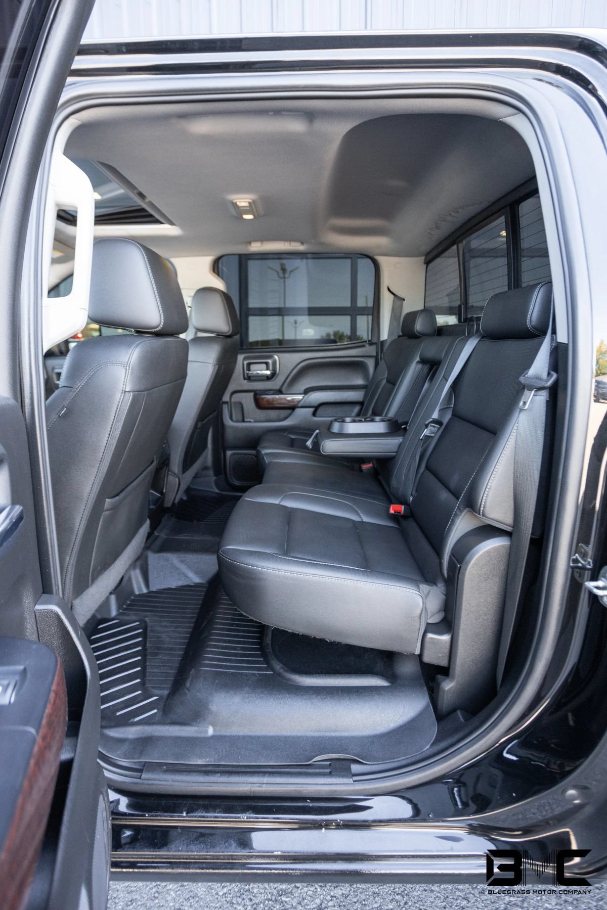 Used 2019 GMC Sierra 3500 SLT w/ Driver Alert Package AWD/4WD image 10