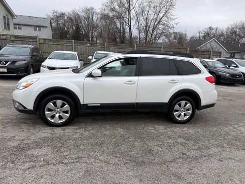 Used 2012 Subaru Outback 3.6R Limited image 4