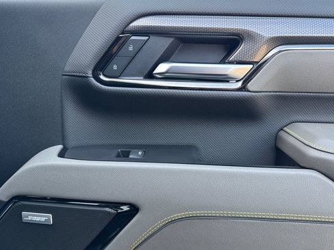 Certified 2025 Chevrolet Silverado 2500 ZR2 w/ Technology Package image 19