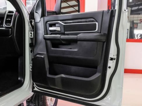 Used 2024 RAM 2500 Big Horn image 41