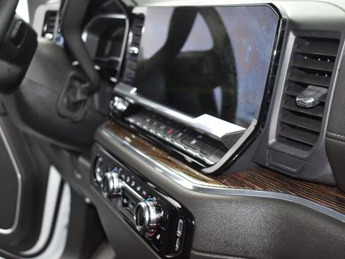 Used 2023 GMC Sierra 1500 Elevation image 14