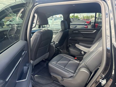 New 2026 GMC Acadia Elevation w/ Black Edition AWD/4WD image 22