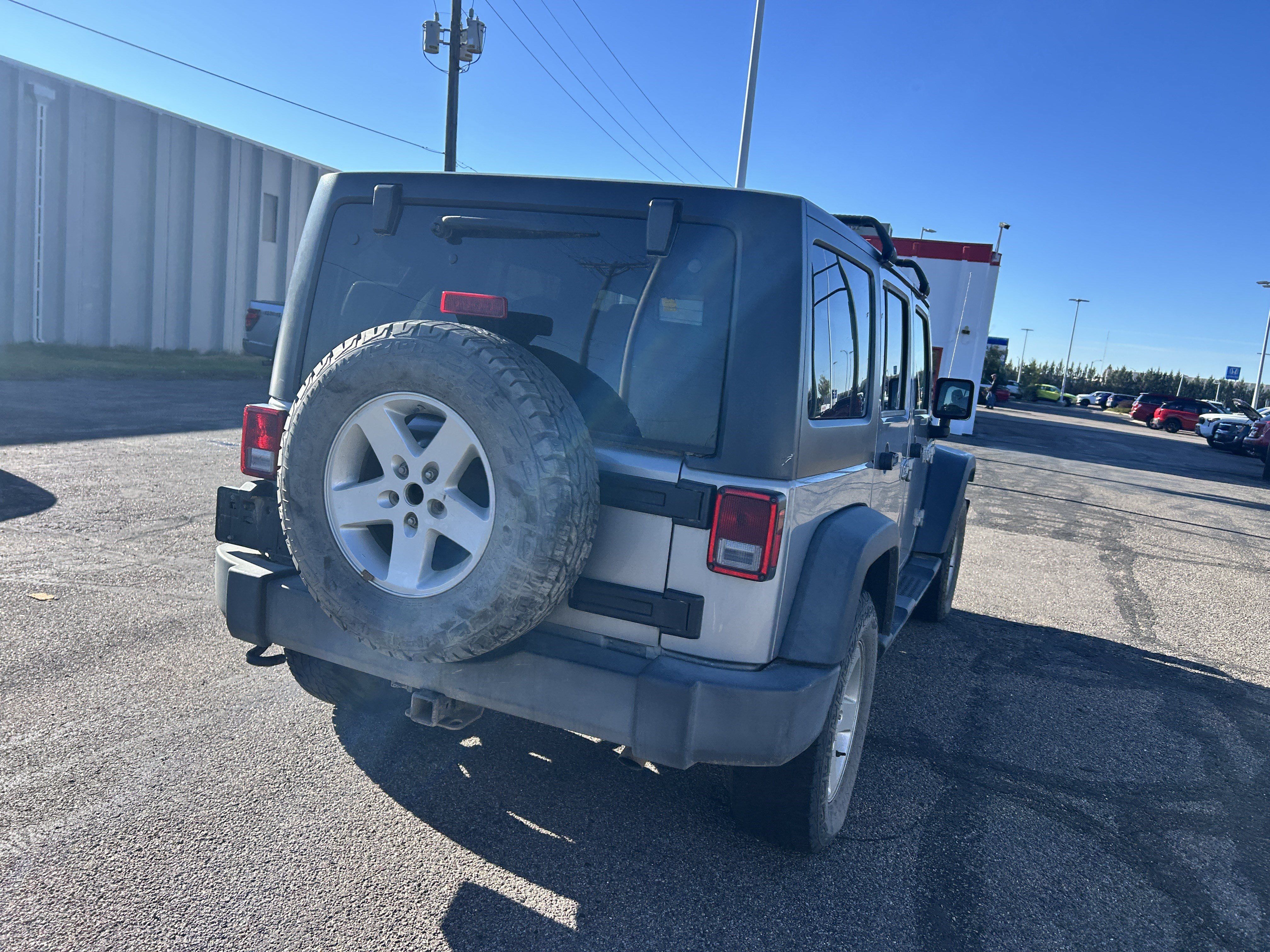 Used 2016 Jeep Wrangler Unlimited Sport w/ Quick Order Package 24S AWD/4WD image 5