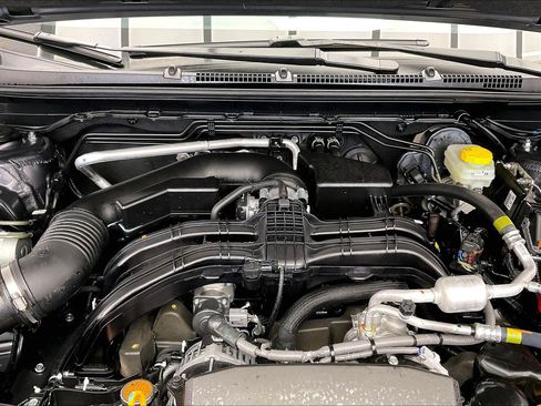 Used 2025 Subaru Crosstrek 2.5i Wilderness image 9