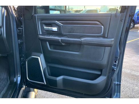 Used 2025 RAM 2500 Laramie w/ Night Edition image 26