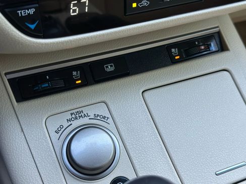 Used 2014 Lexus ES 350 image 37