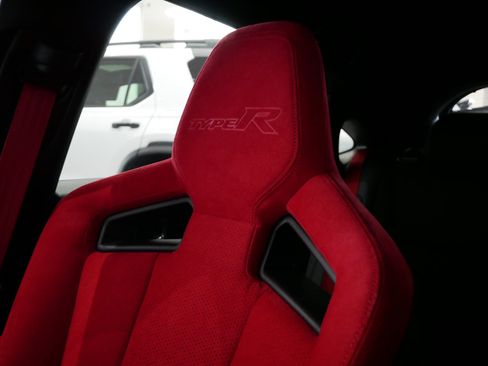 Used 2025 Honda Civic Type R image 28