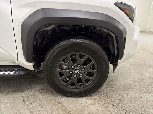 Used 2025 Toyota 4Runner SR5 image 14