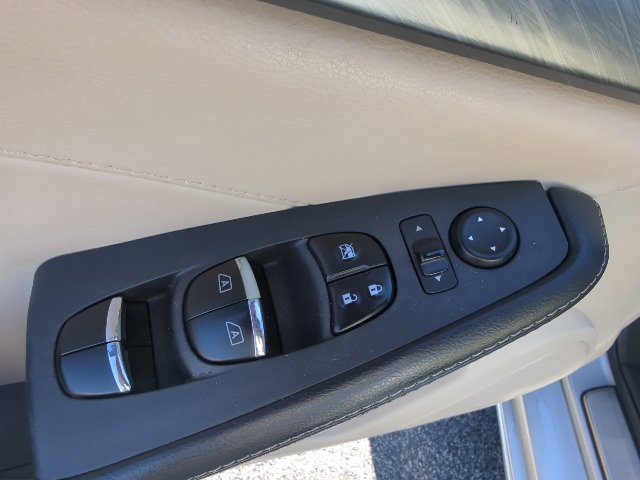 Used 2017 Nissan Maxima 3.5 SL FWD image 13