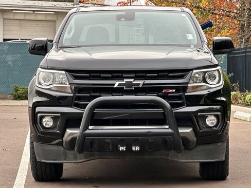 Used 2021 Chevrolet Colorado Z71 w/ Z71 Midnight Edition image 3