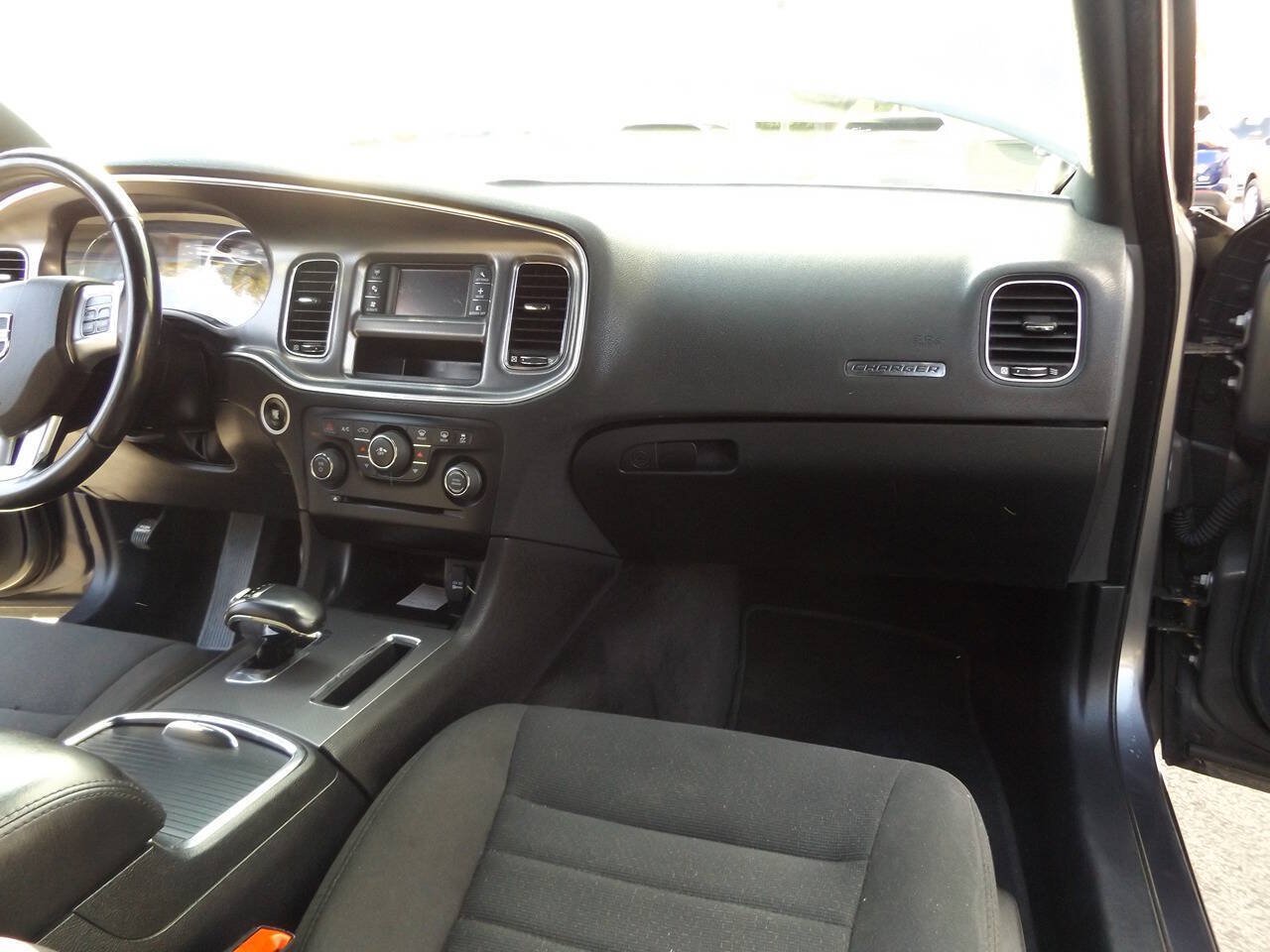 Used 2014 Dodge Charger SE AWD/4WD image 25