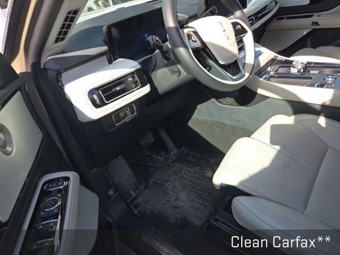 Used 2025 Lincoln Aviator Reserve w/ Equipment Group 201A image 10