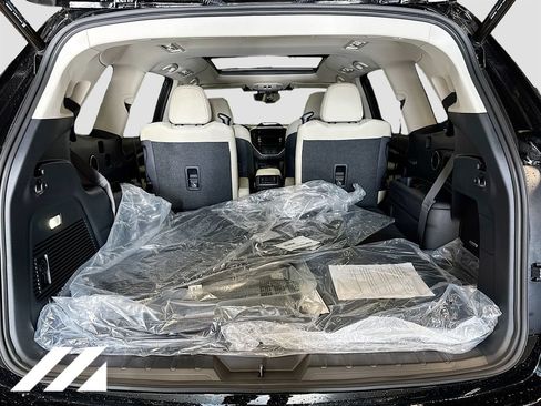 Used 2026 Subaru Ascent Limited AWD/4WD image 28