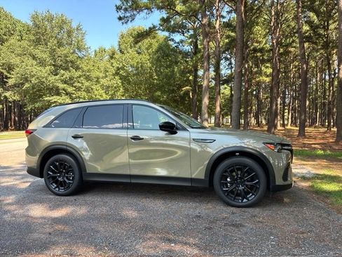 Used 2026 MAZDA CX-70 3.3 Turbo w/ Premium Package AWD/4WD image 2