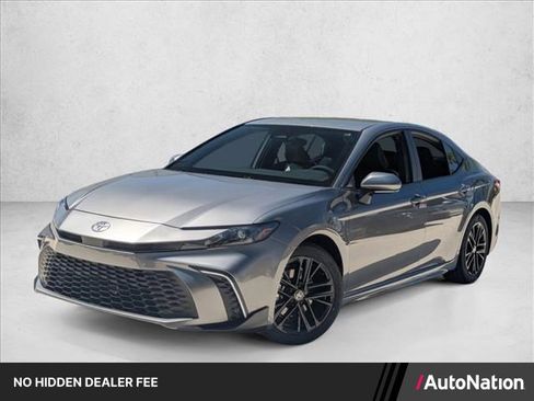 New 2026 Toyota Camry SE FWD image 1