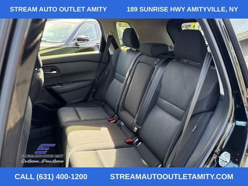 Used 2024 Nissan Rogue SV image 18