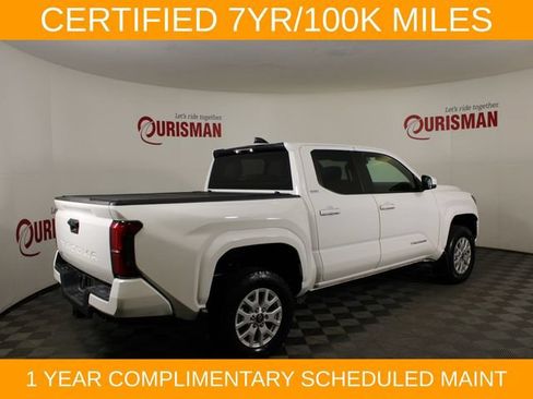 Used 2025 Toyota Tacoma SR5 AWD/4WD image 7