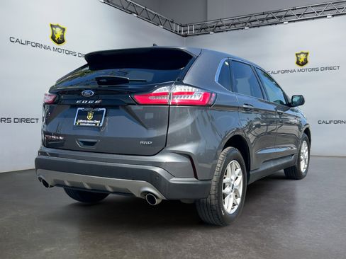 Used 2023 Ford Edge Titanium image 5