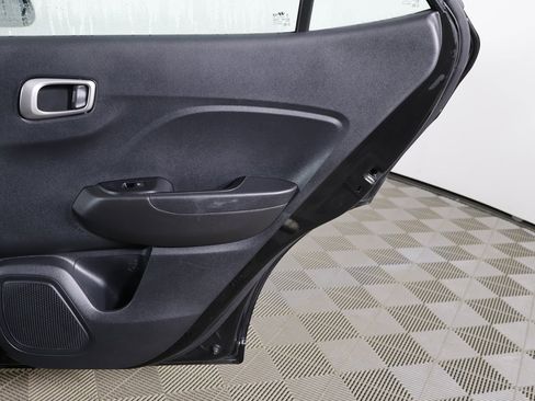 Used 2023 Hyundai Venue SEL w/ Cargo Package image 21