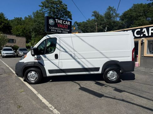 Used 2018 RAM ProMaster 1500 FWD image 2