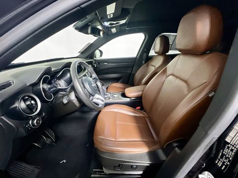 Used 2022 Alfa Romeo Stelvio Ti w/ Active Assist Plus Package image 14