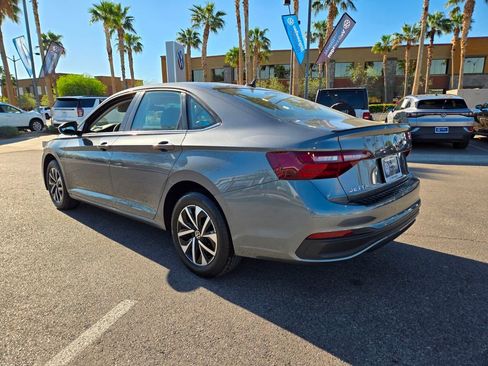 Certified 2023 Volkswagen Jetta S image 4