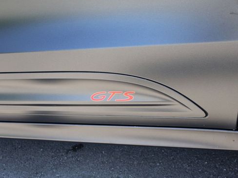 Certified 2025 Porsche Macan GTS AWD/4WD image 17