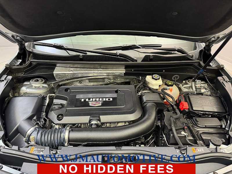 Used 2023 Cadillac XT4 Premium Luxury FWD image 10