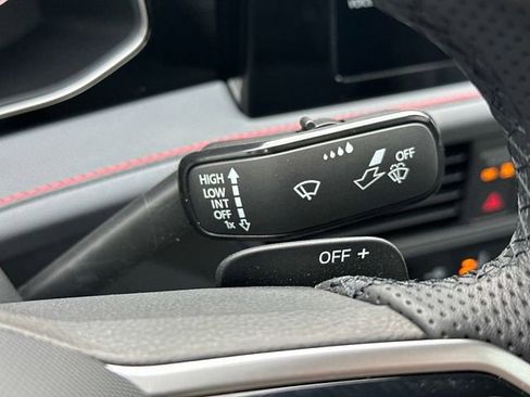 Used 2025 Volkswagen Jetta GLI Autobahn FWD image 23