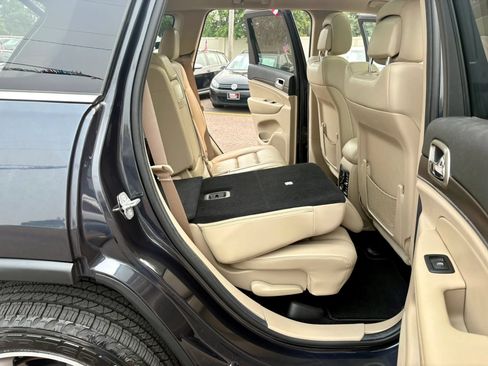 Used 2014 Jeep Grand Cherokee Limited w/ Luxury Group II AWD/4WD image 26