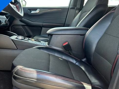 Used 2025 Ford Escape ST-Line FWD image 9