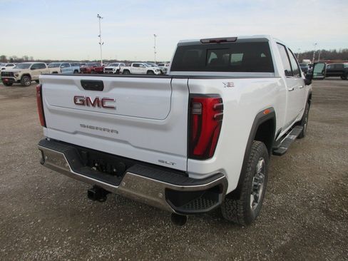 New 2026 GMC Sierra 3500 SLT w/ SLT Premium Package AWD/4WD image 5