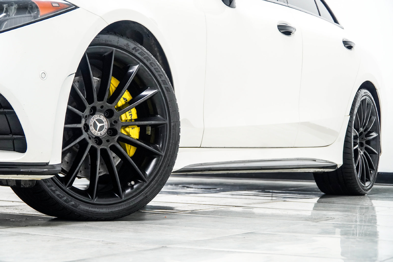 Used 2020 Mercedes-Benz CLS 450 w/ Night Package image 6