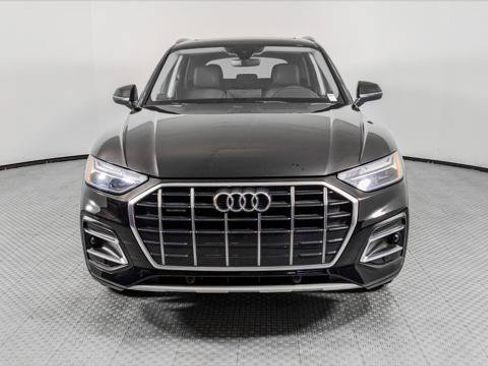 Used 2023 Audi Q5 2.0T Premium w/ Convenience Package AWD/4WD image 12