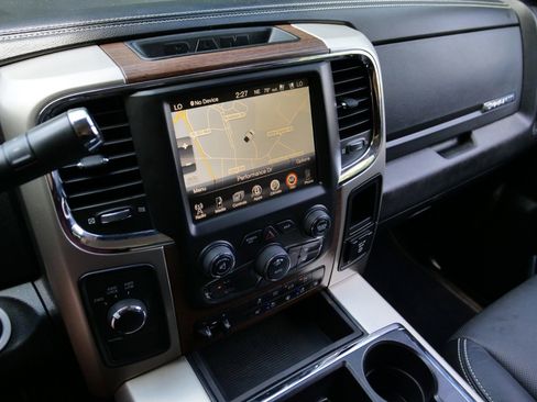 Used 2015 RAM 2500 Laramie AWD/4WD image 11
