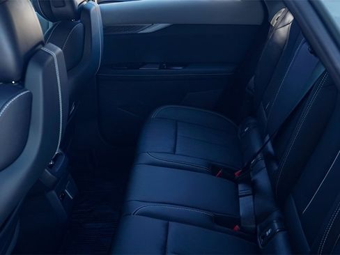 New 2025 Cadillac Optiq Luxury 2 w/ LPO, Floor Liner Package image 20