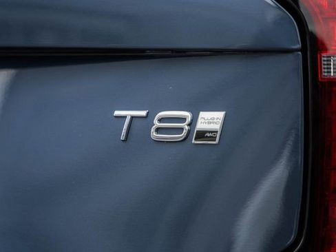 New 2026 Volvo XC90 T8 Plus w/ Protection Package Premier image 8