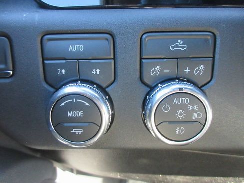 New 2026 GMC Sierra 1500 Elevation w/ Max Trailering Package AWD/4WD image 17