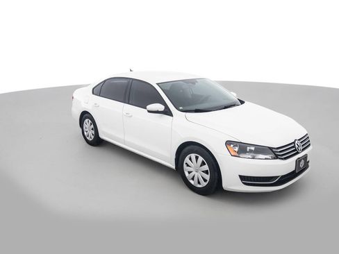 Used 2012 Volkswagen Passat 2.5 S image 3